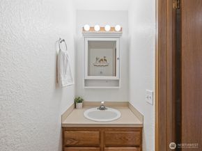 7606 201st Street SW G, Edmonds WA 98026
