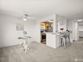 28418 16th Avenue S 302, Federal Way WA 98003