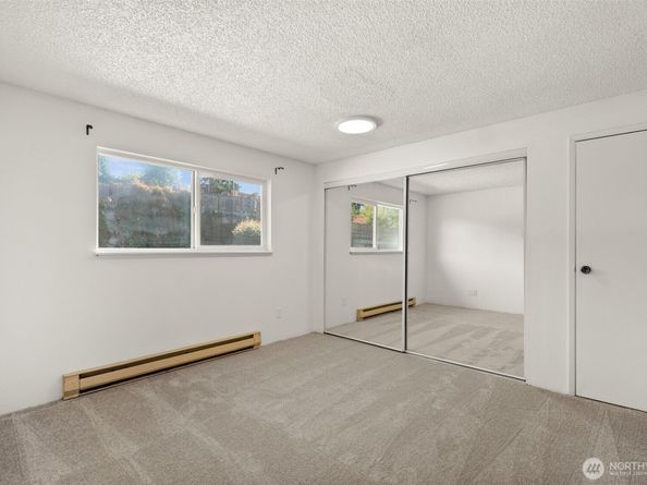 28418 16th Avenue S 302, Federal Way WA 98003