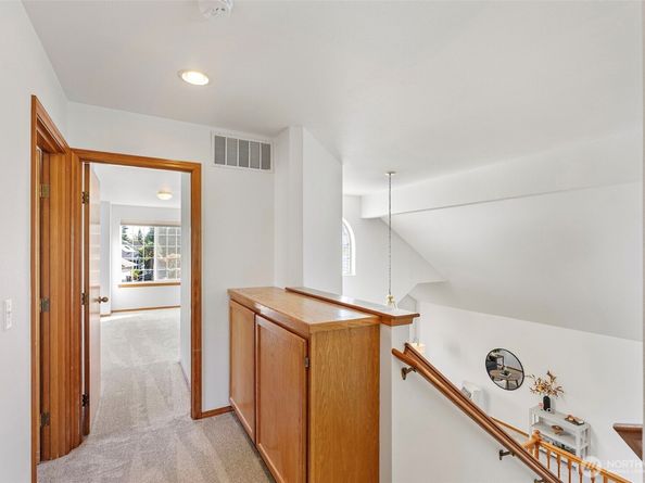 20165 Bue Rund Loop NE, Poulsbo WA 98370