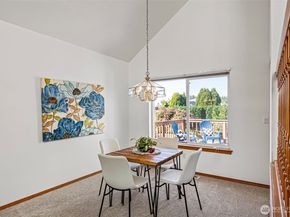 20165 Bue Rund Loop NE, Poulsbo WA 98370
