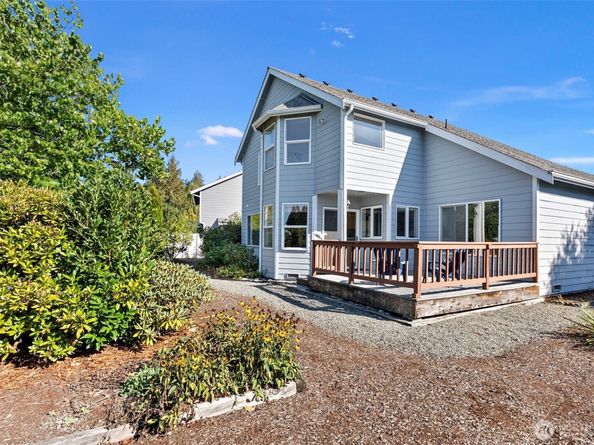 20165 Bue Rund Loop NE, Poulsbo WA 98370