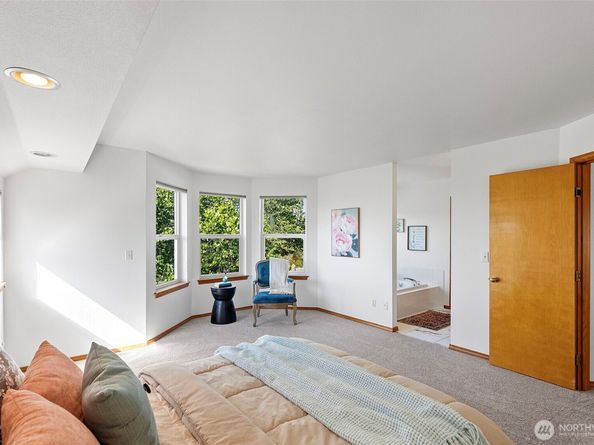 20165 Bue Rund Loop NE, Poulsbo WA 98370