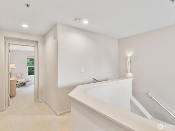 8502 Main Street E105, Edmonds WA 98026