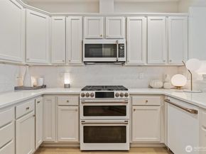 8502 Main Street E105, Edmonds WA 98026