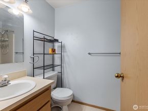 21225 76th Avenue W A4, Edmonds WA 98026