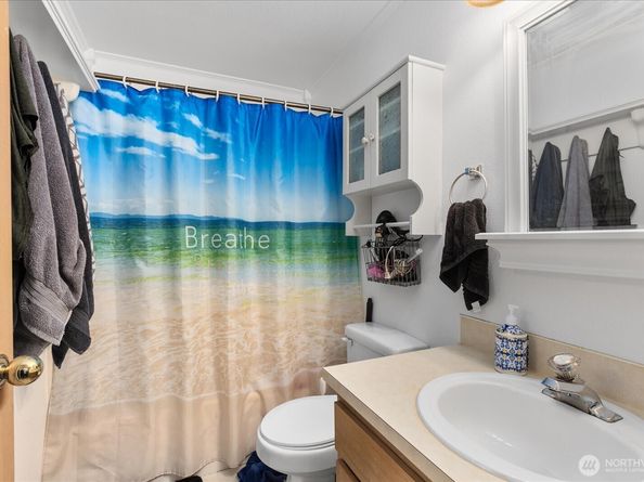 21225 76th Avenue W A4, Edmonds WA 98026