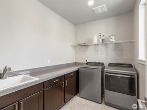 1431 Baker Heights Loop, Bremerton WA 98312