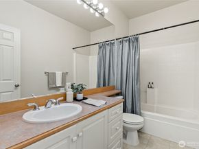 513 S 46th Place, Renton WA 98055