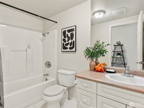 513 S 46th Place, Renton WA 98055