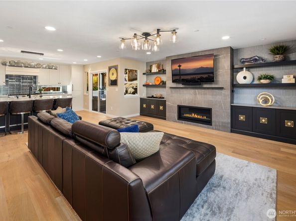 12037 89th Place NE, Kirkland WA 98034