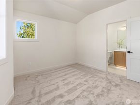 13104 NE 103RD Place, Kirkland WA 98033