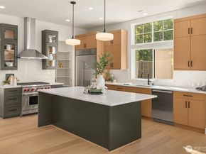13104 NE 103RD Place, Kirkland WA 98033