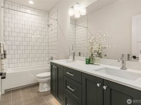 13104 NE 103RD Place, Kirkland WA 98033
