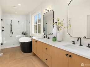 13104 NE 103RD Place, Kirkland WA 98033