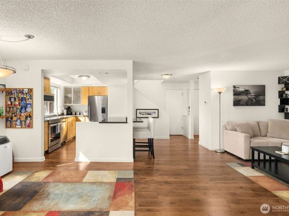 3400 108th Place NE 2, Bellevue WA 98004