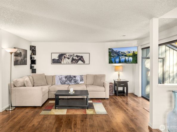 3400 108th Place NE 2, Bellevue WA 98004