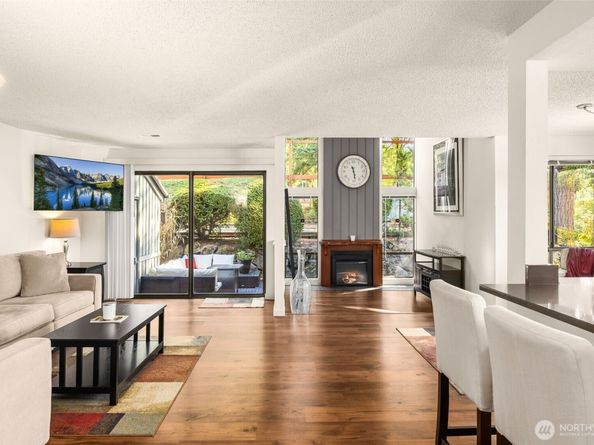 3400 108th Place NE 2, Bellevue WA 98004