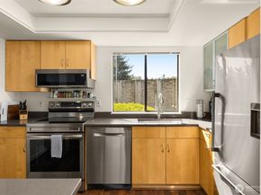 3400 108th Place NE 2, Bellevue WA 98004