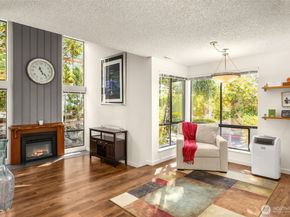 3400 108th Place NE 2, Bellevue WA 98004