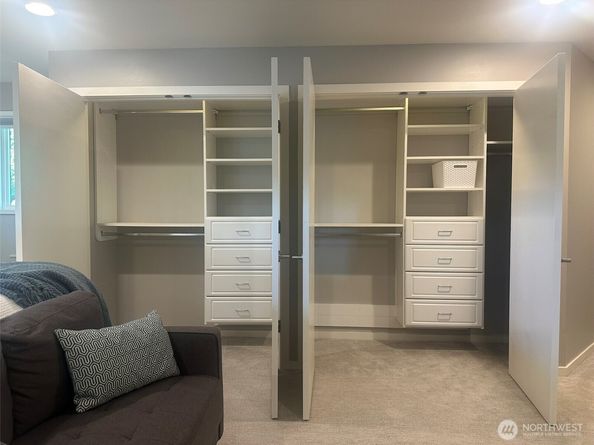 6214 52nd Avenue NE, Seattle WA 98115