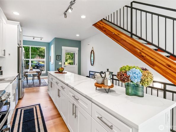 2811 S Columbian Way, Seattle WA 98108
