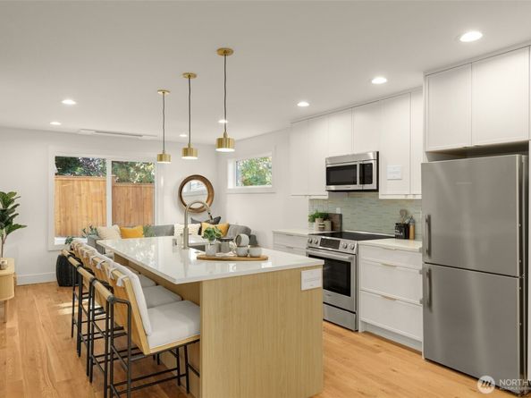 317 NW 86th Street, Seattle WA 98117