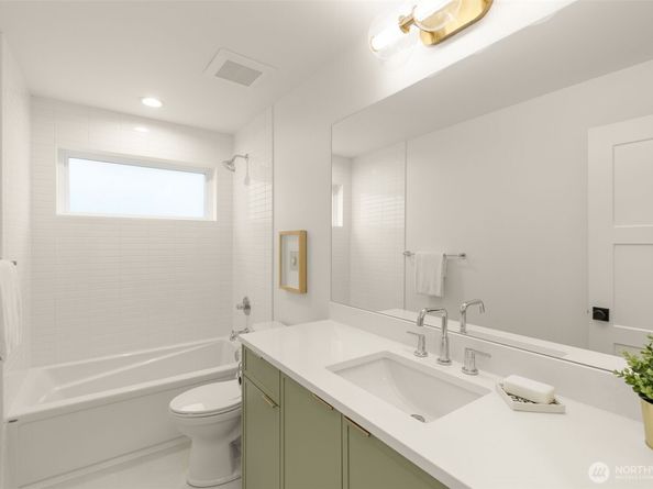 317 NW 86th Street, Seattle WA 98117
