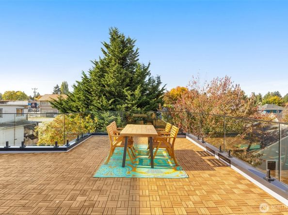 317 NW 86th Street, Seattle WA 98117