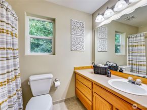 17691 Division Avenue NE, Suquamish WA 98392