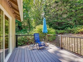 17691 Division Avenue NE, Suquamish WA 98392