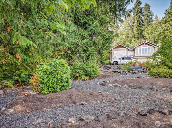 17691 Division Avenue NE, Suquamish WA 98392