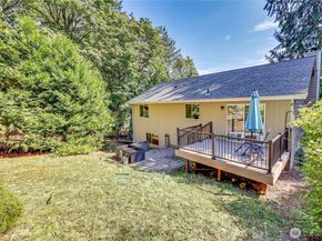17691 Division Avenue NE, Suquamish WA 98392