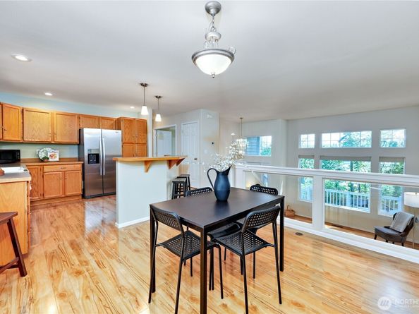 17691 Division Avenue NE, Suquamish WA 98392