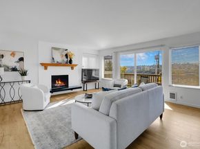 2552 14th Avenue W 202, Seattle WA 98119