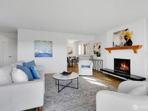 2552 14th Avenue W 202, Seattle WA 98119