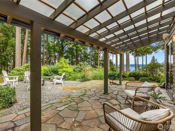 11121 NE Brownell Lane, Bainbridge Island WA 98110