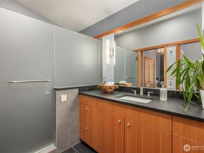 11121 NE Brownell Lane, Bainbridge Island WA 98110