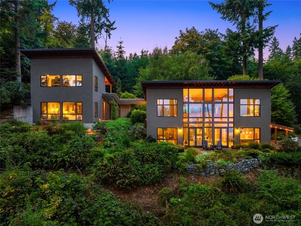 11121 NE Brownell Lane, Bainbridge Island WA 98110