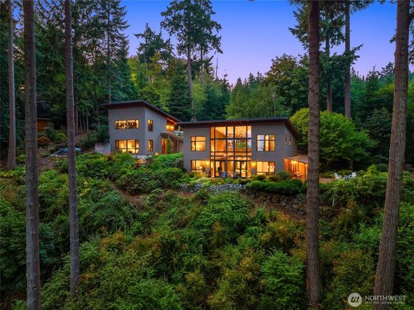 11121 NE Brownell Lane, Bainbridge Island WA 98110