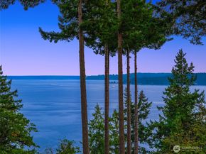 11121 NE Brownell Lane, Bainbridge Island WA 98110