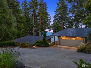 11121 NE Brownell Lane, Bainbridge Island WA 98110