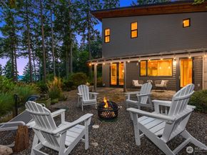 11121 NE Brownell Lane, Bainbridge Island WA 98110