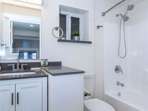 7305 32nd Avenue S, Seattle WA 98118