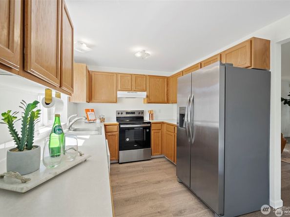 2609 SW Holden Street, Seattle WA 98126