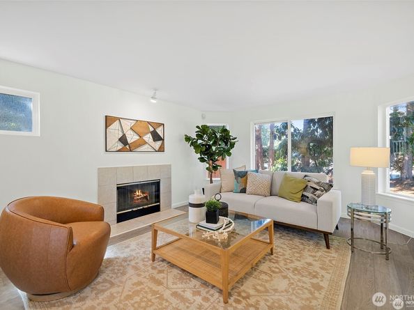 2609 SW Holden Street, Seattle WA 98126