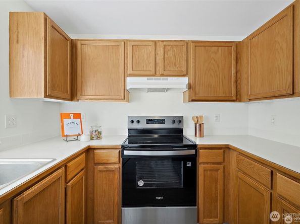2609 SW Holden Street, Seattle WA 98126