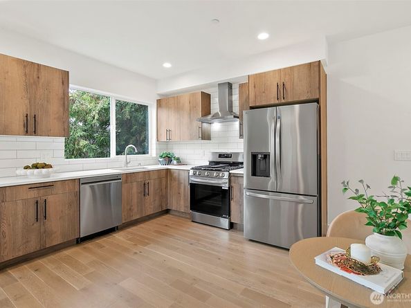 12201 Des Moines Memorial Drive S B, Burien WA 98168