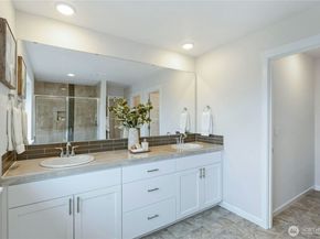 26917 30th Place S 13, Kent WA 98032