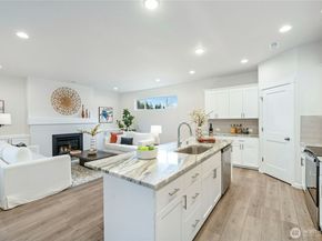 26917 30th Place S 13, Kent WA 98032
